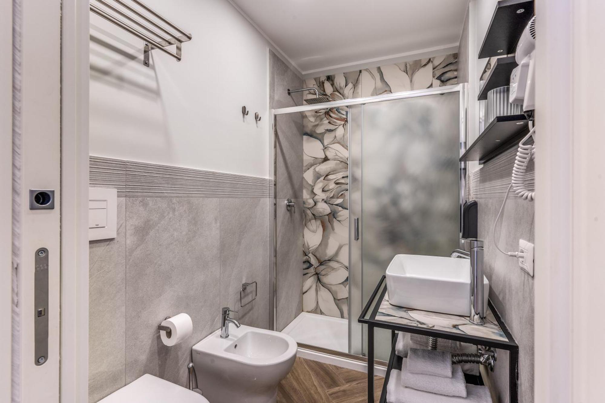 Gravina8 - Rooms In Naples Luaran gambar